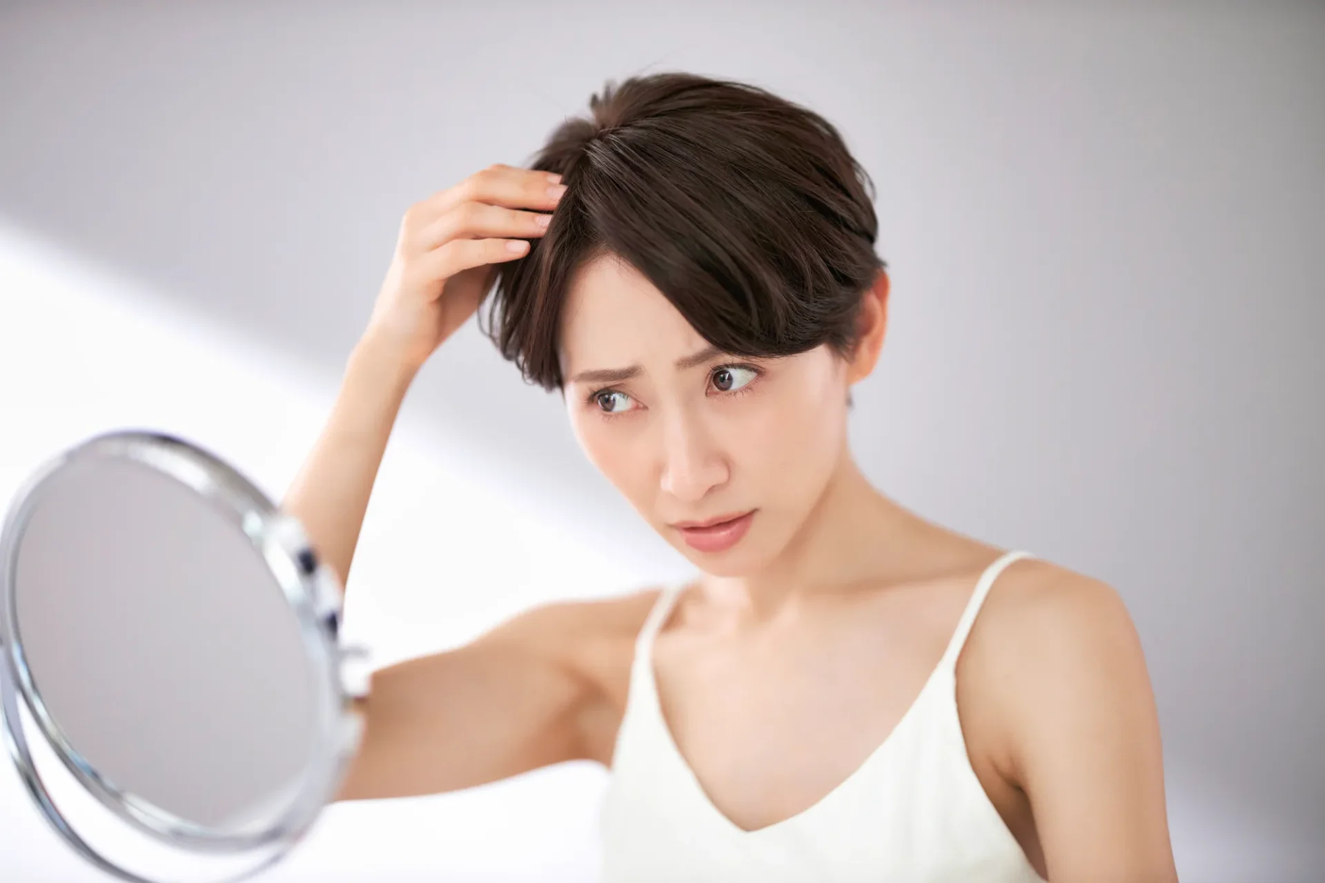 女性の薄毛は自宅で治療できる？